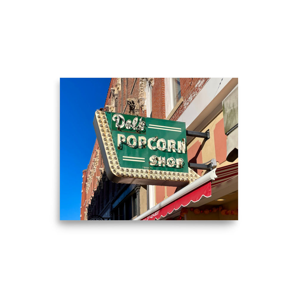 Del's Popcorn Shop (Decatur, IL) Midwest Modern