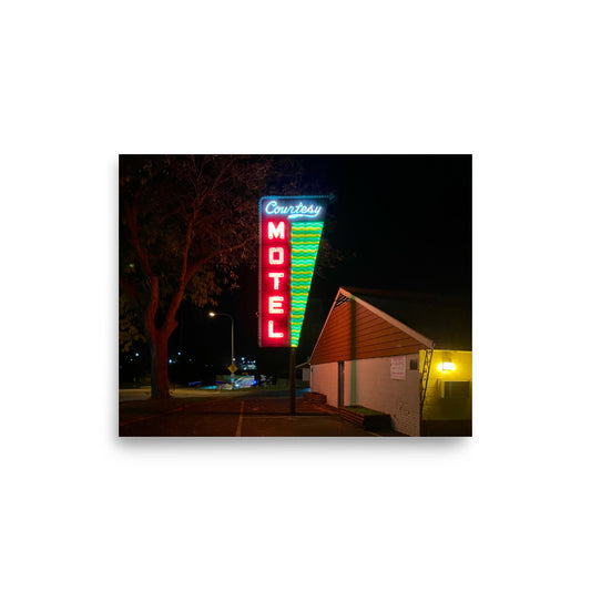 Courtesy Motel (Urbana, IL)