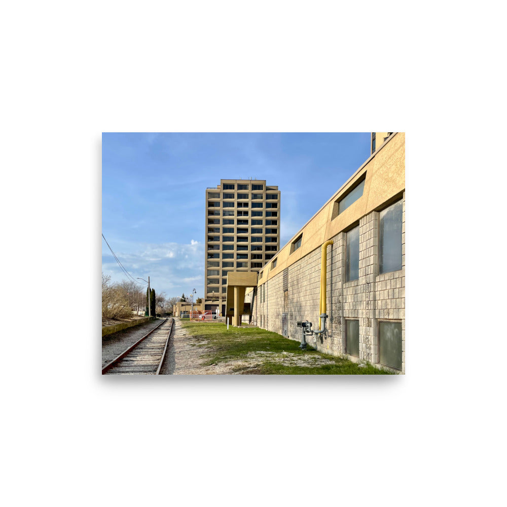 First Sarnia Place (Sarnia, ON) Midwest Modern