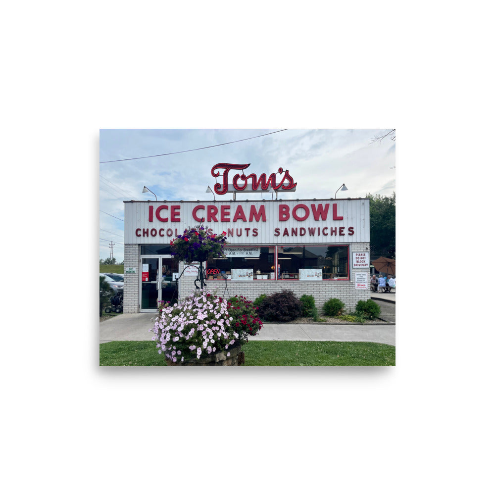 Tom's Ice Cream Bowl (Zanesville, OH)